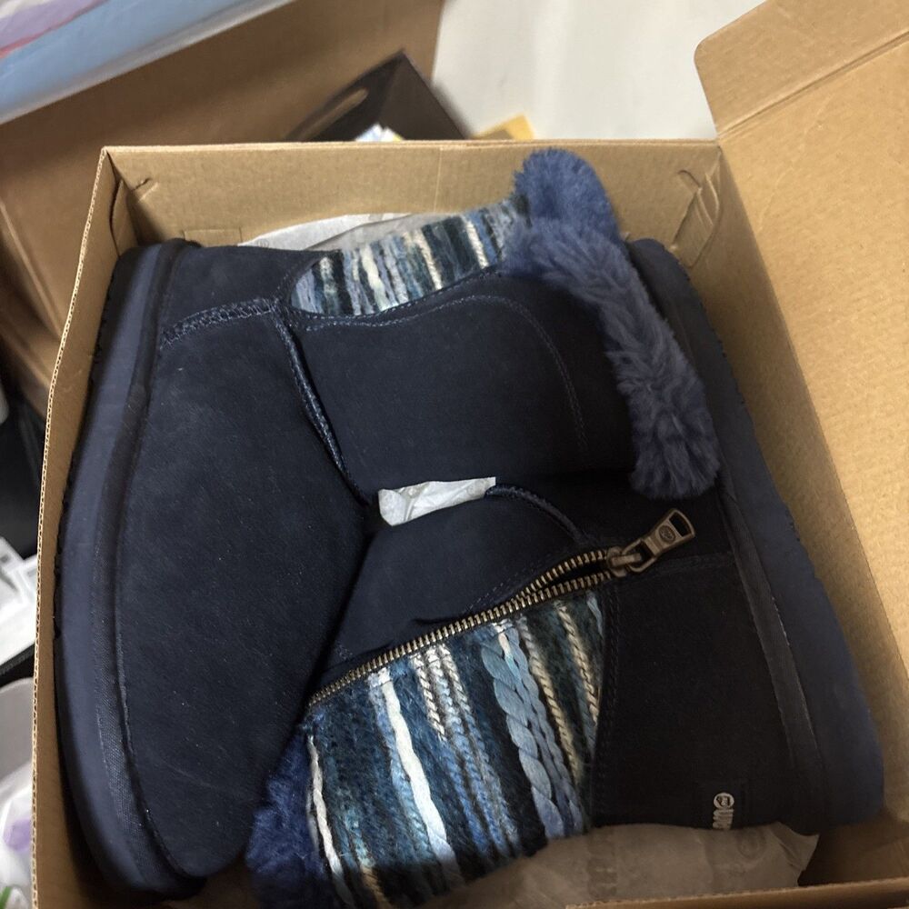 Lamo Water And Stain-resistant Suede Boots Willow Faux Fur Lining Womens 8 Navy